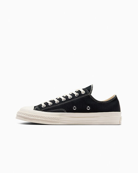 PLAY Comme des Garçons Single Heart Chuck 70 low top black