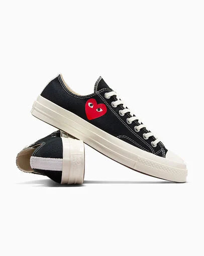 PLAY Comme des Garçons Single Heart Chuck 70 low top black