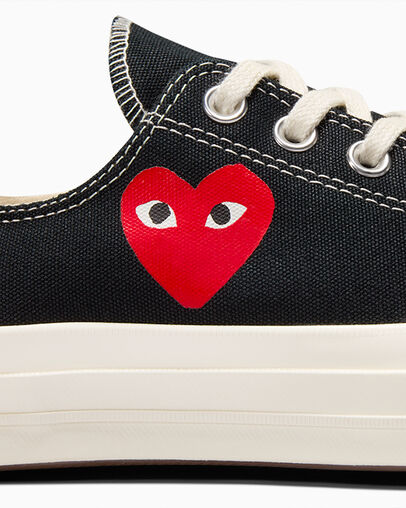 PLAY Comme des Garçons Single Heart Chuck 70 low top black