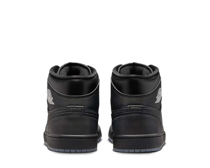 Jordan 1 Mid SE "Black Magic"