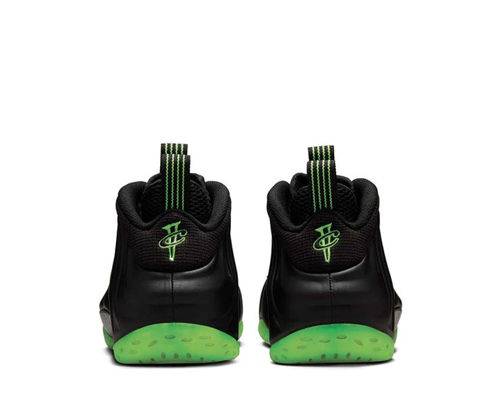 Nike Air Foamposite One Black Volt