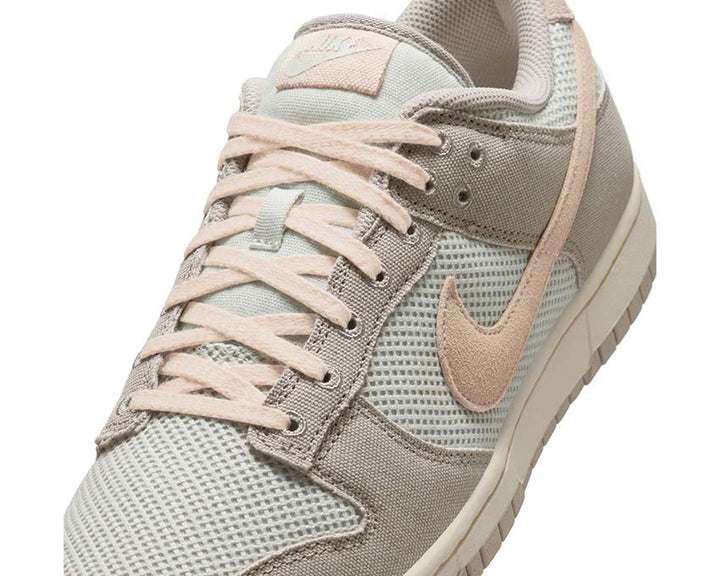 Dunk Low Retro SE College Grey
