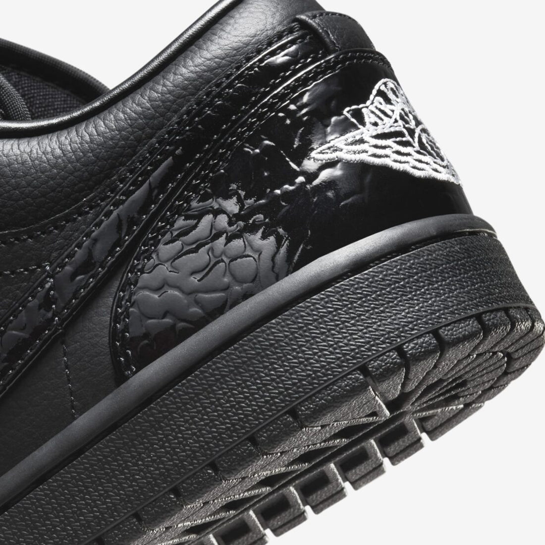 Jordan 1 low SE black Croco