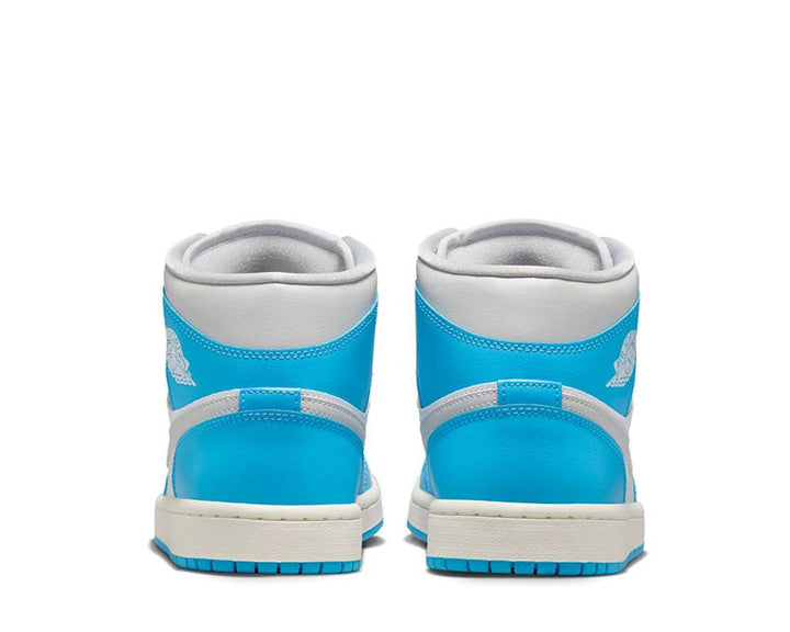 Jordan 1 mid powder blue