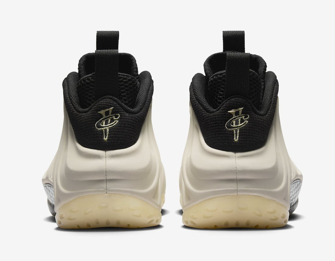 Nike Air Foamposite One Team Gold