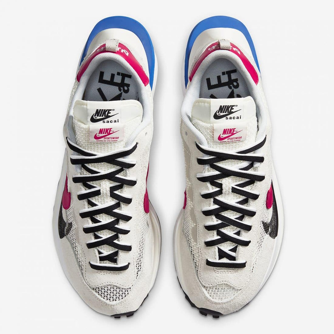Sacai x Nike Vaporwaffle Sail Sport Fuchsia