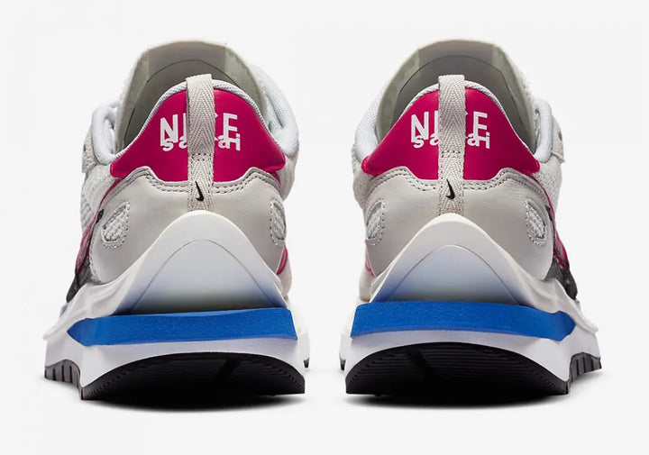 Sacai x Nike Vaporwaffle Sail Sport Fuchsia